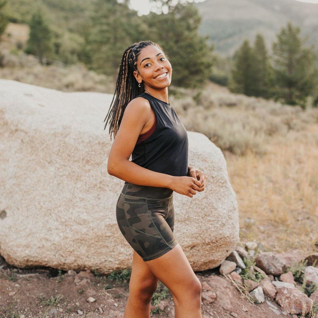 Energy Cropped Tank Top - Black - Senita Athletics