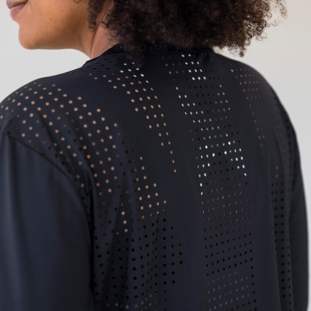 Laser Cut Pullover - Black - Senita Athletics