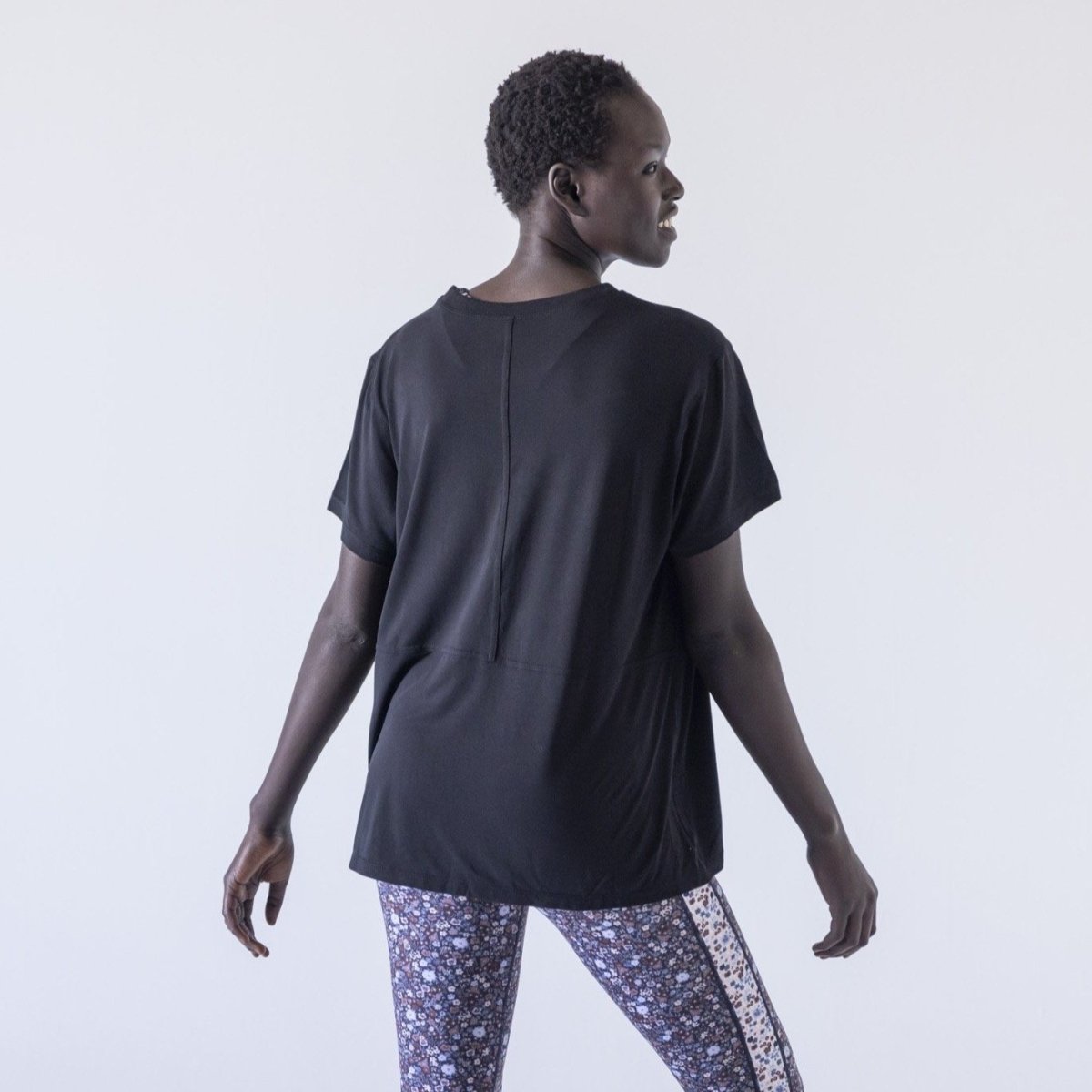 No Problem Tee - Black - Senita Athletics