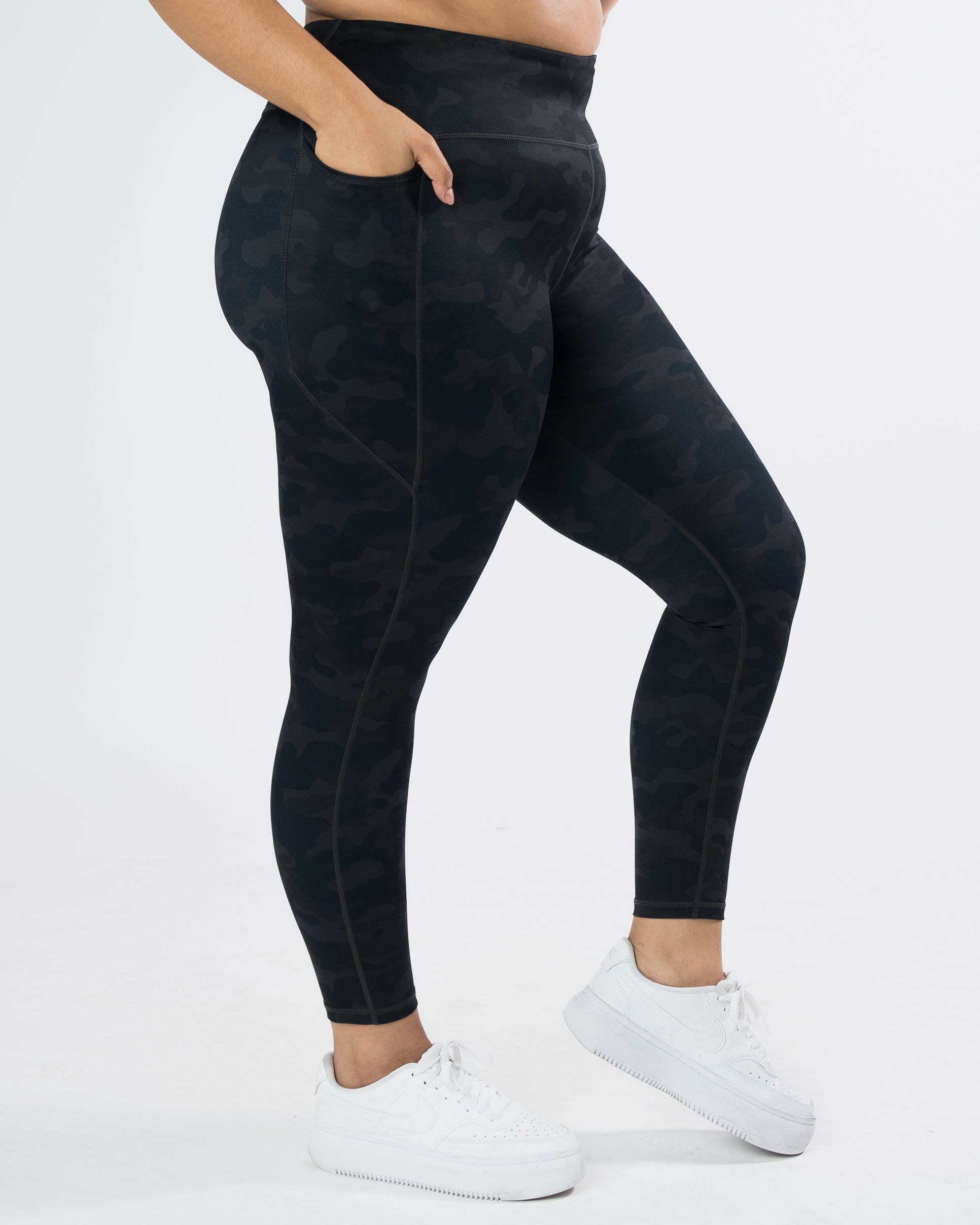 Lux Baseline 7/8 Leggings (23 in.) - Black Camo – Senita Athletics