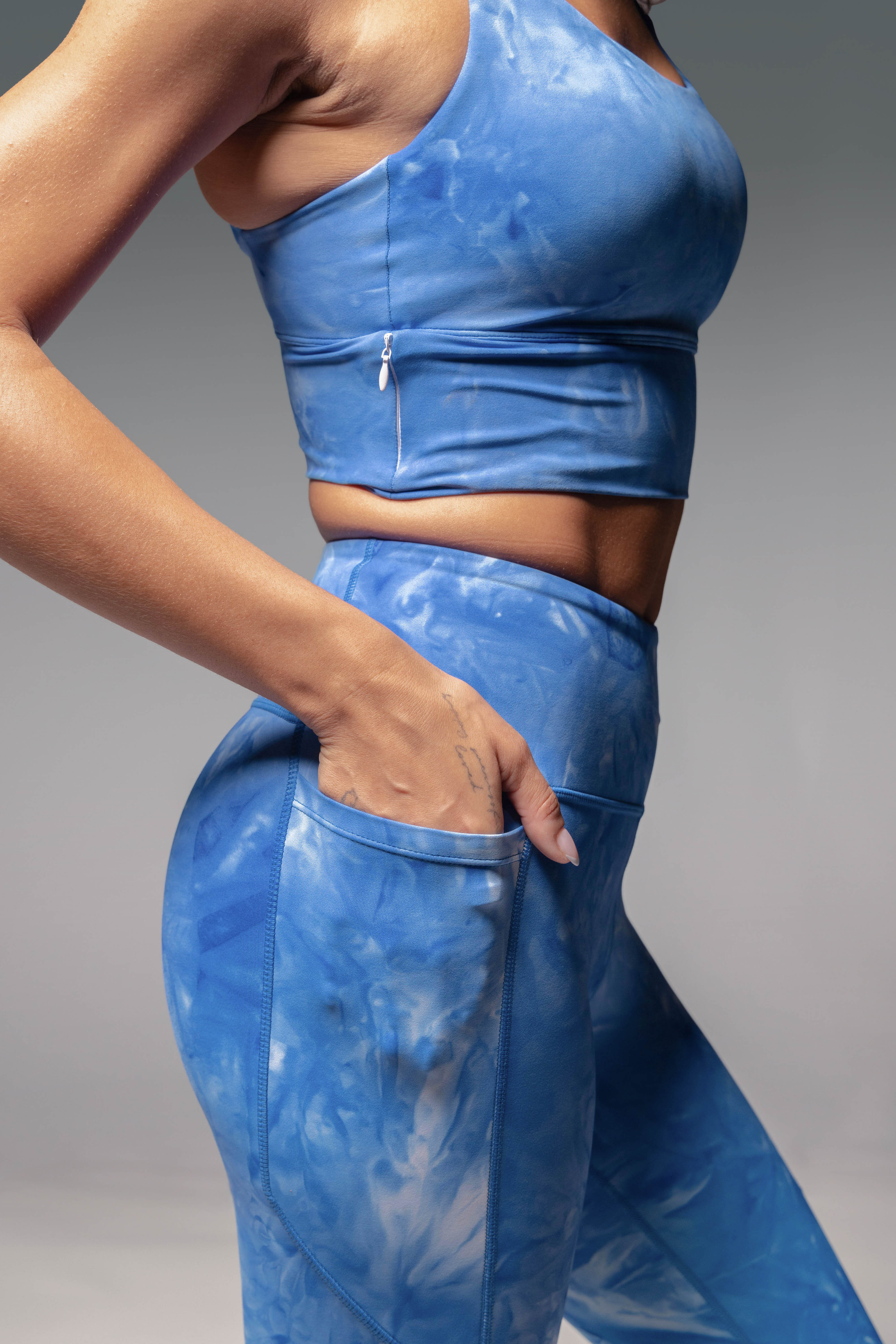 Salsation 最新作！Cotton Bra！ Tie−Dye Sサイズ Senita Athletics: Cobalt Tie Dye Lux Baseline Leggings (23