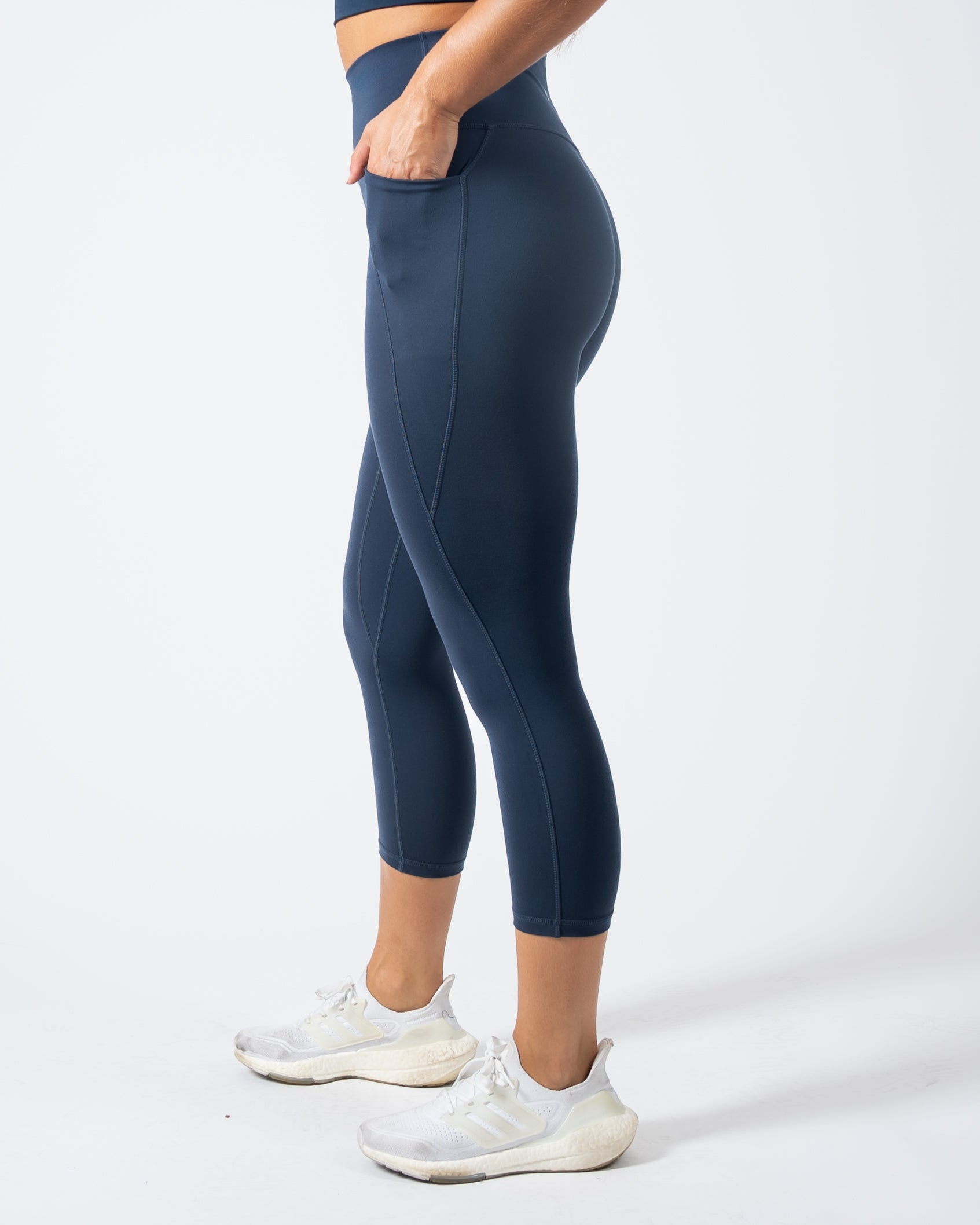 Skin Shakti Capris - Navy