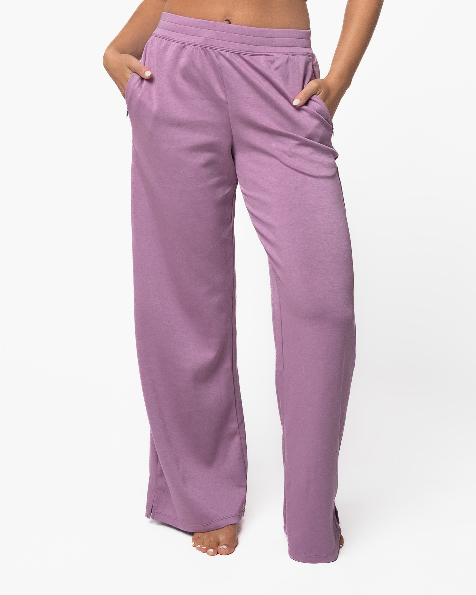 SoftForm Wide Leg Pant in Hazy Lilac | Senita Athletics $44.00