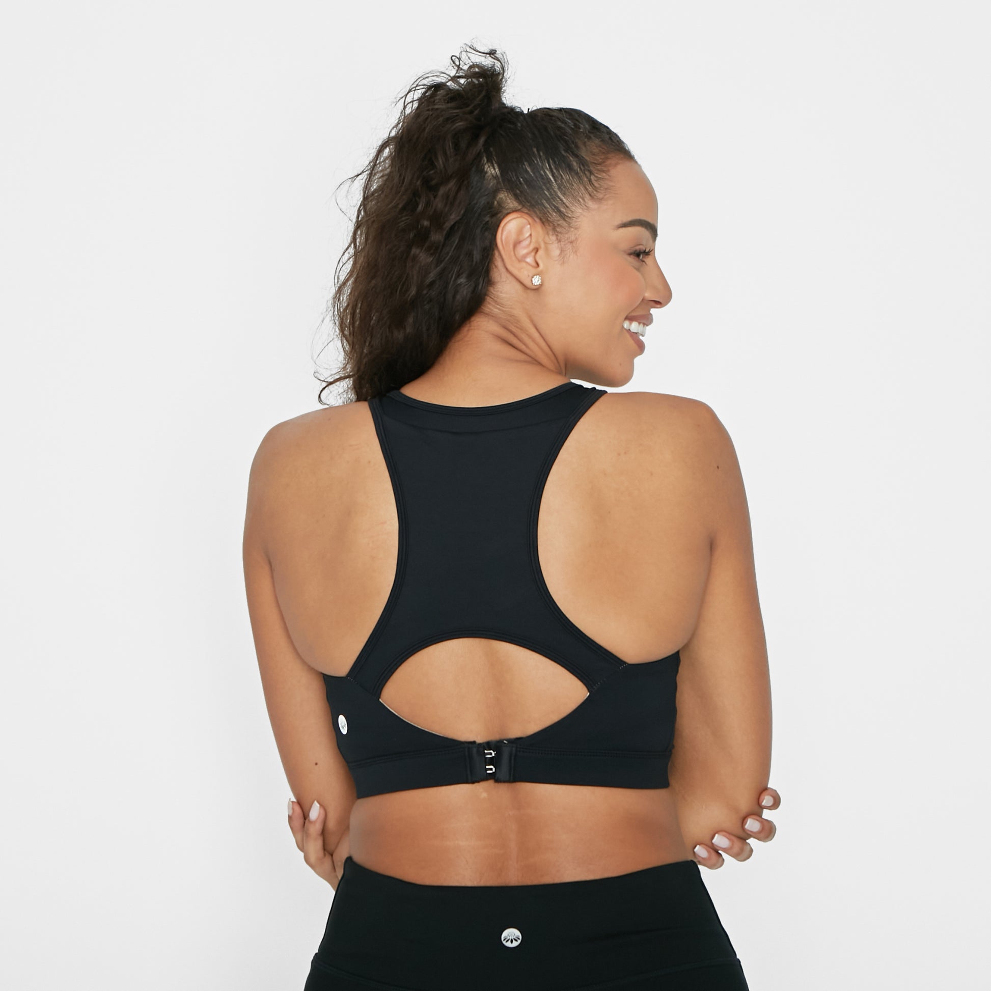 We perfected a sports bra for small boobs 🏆 - Senita Athletics