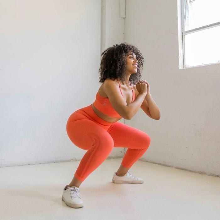 Beyond Seamless 7/8 Capris - Coral - Senita Athletics