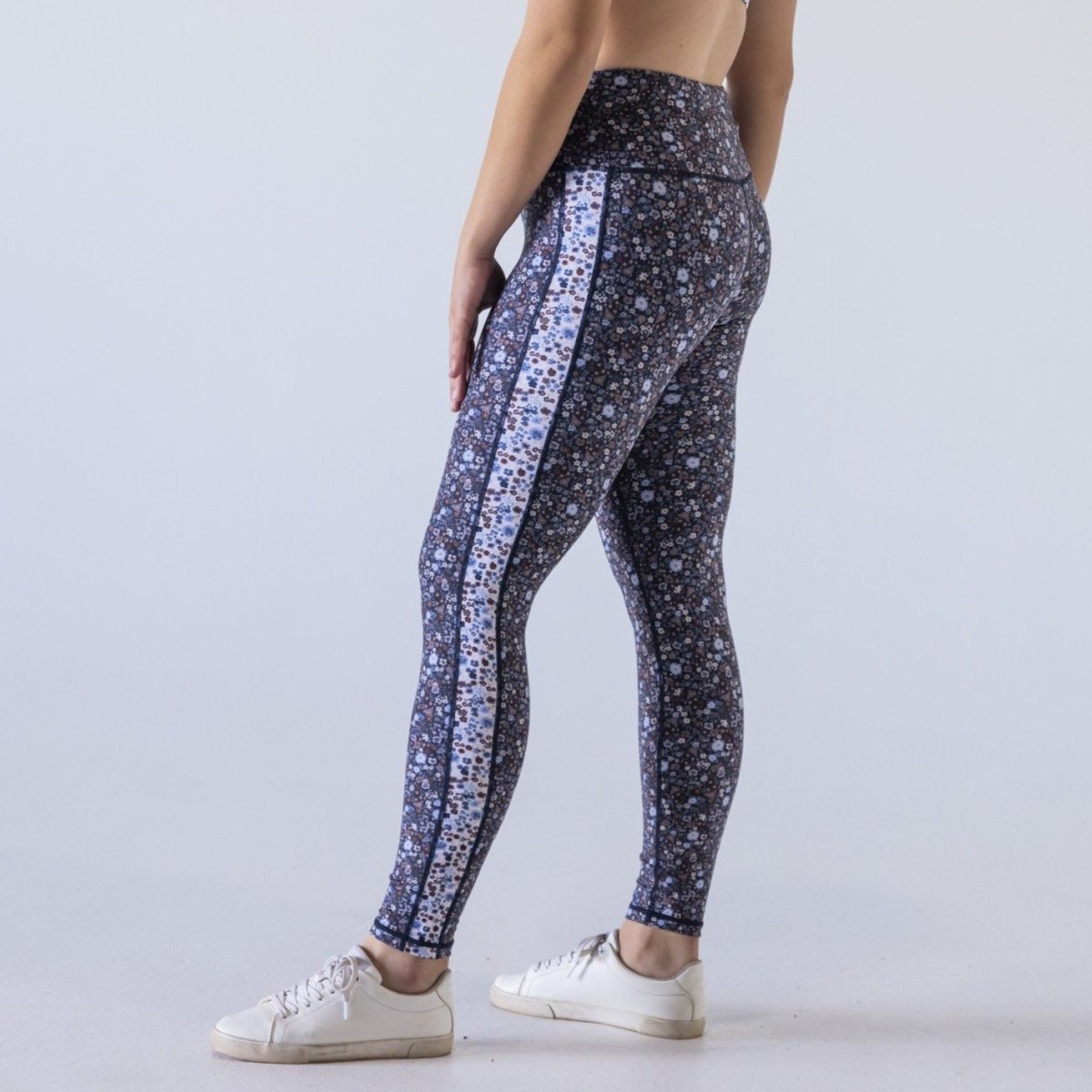 Division Leggings - Midnight Daisy - Senita Athletics