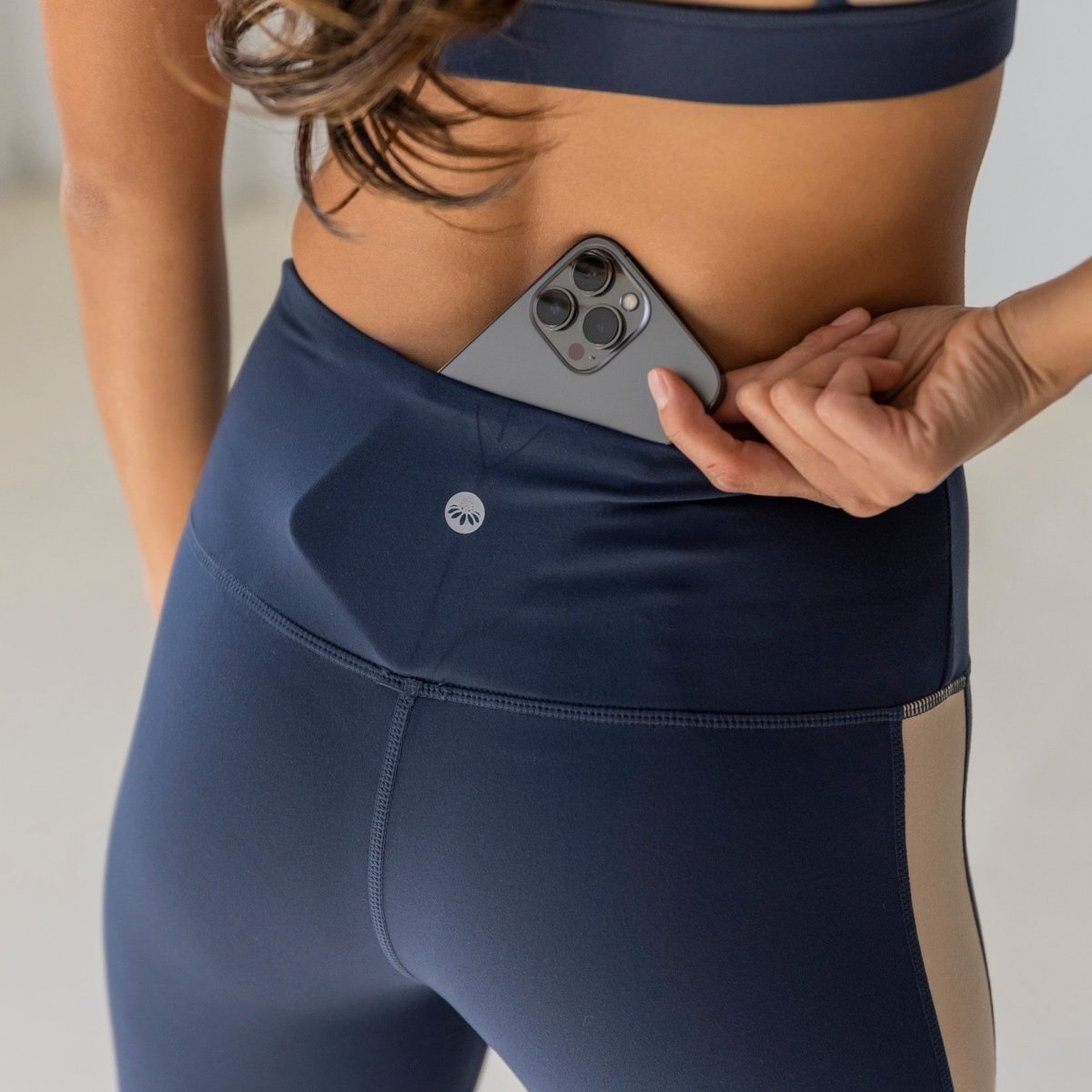 Division Leggings - Navy/Latte - Senita Athletics