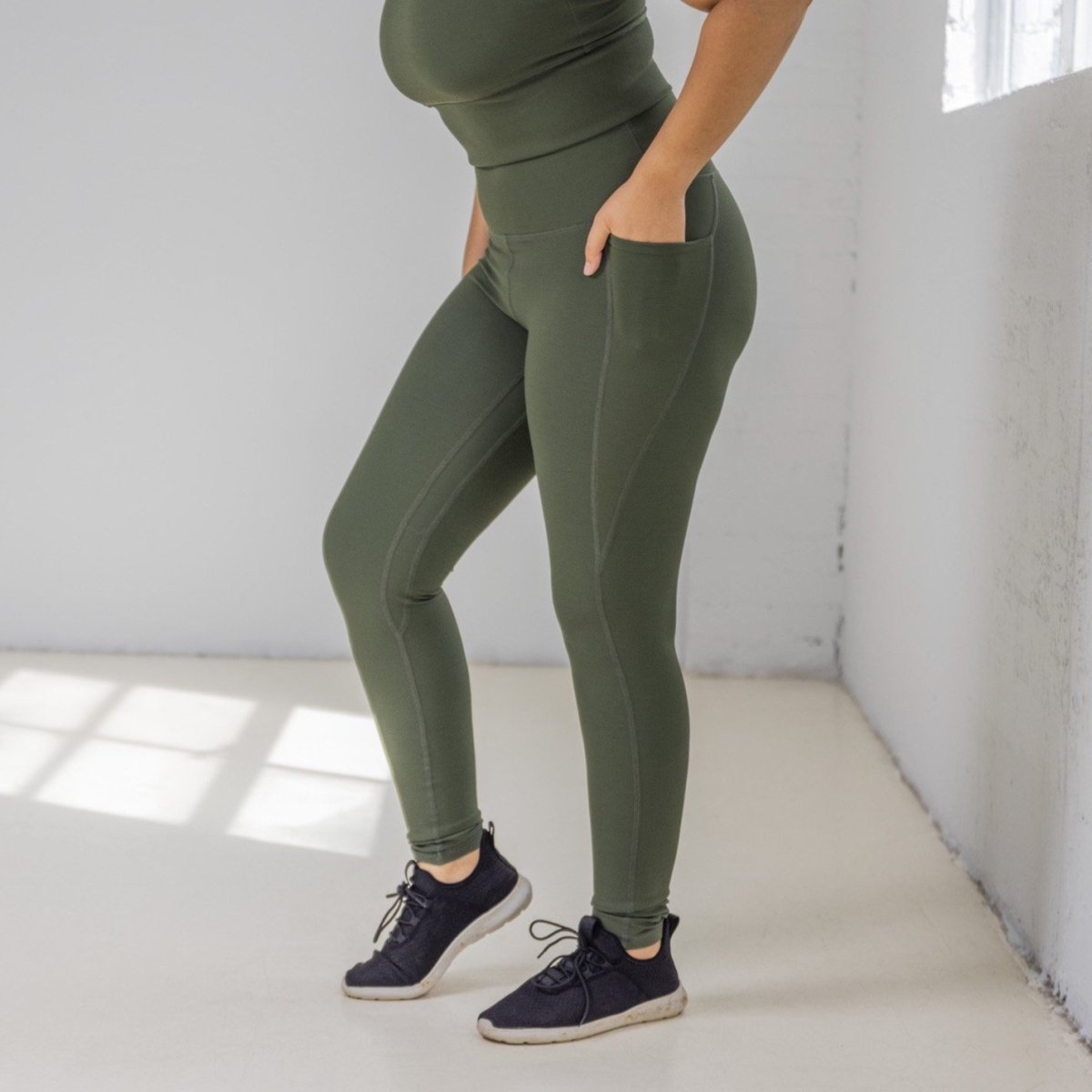Ribbed Shakti Pants - Evergreen - Senita Athletics